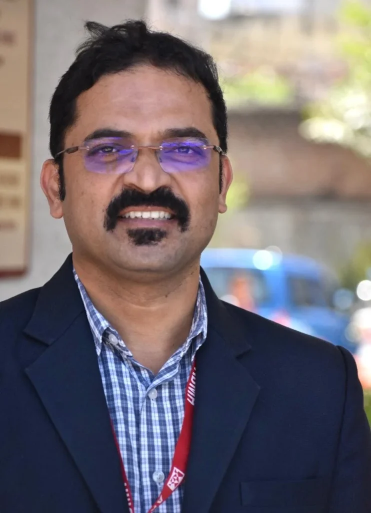 About - best laparoscopic surgeon in pune Dr. Ammbalal Gurrum